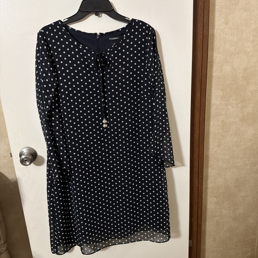 Roz & Ali Women's Polka Dot Front Tie 3/4 Slit Sleeve Knee Length Dress Size 12